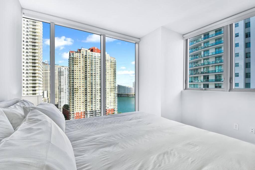 Lovely Upscale Condo Gorgeous View 2Bd 2Bath In Brickell Miami Exterior foto