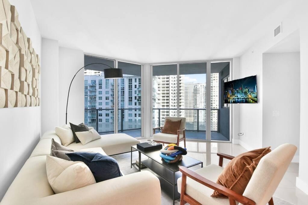 Lovely Upscale Condo Gorgeous View 2Bd 2Bath In Brickell Miami Exterior foto